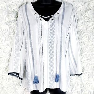 Very J Boho Relazed Fit V-Neck Blouse